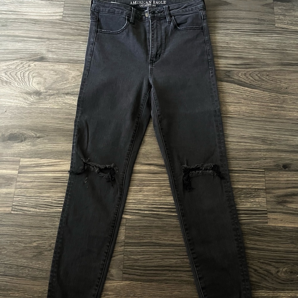 Black skinny jeans